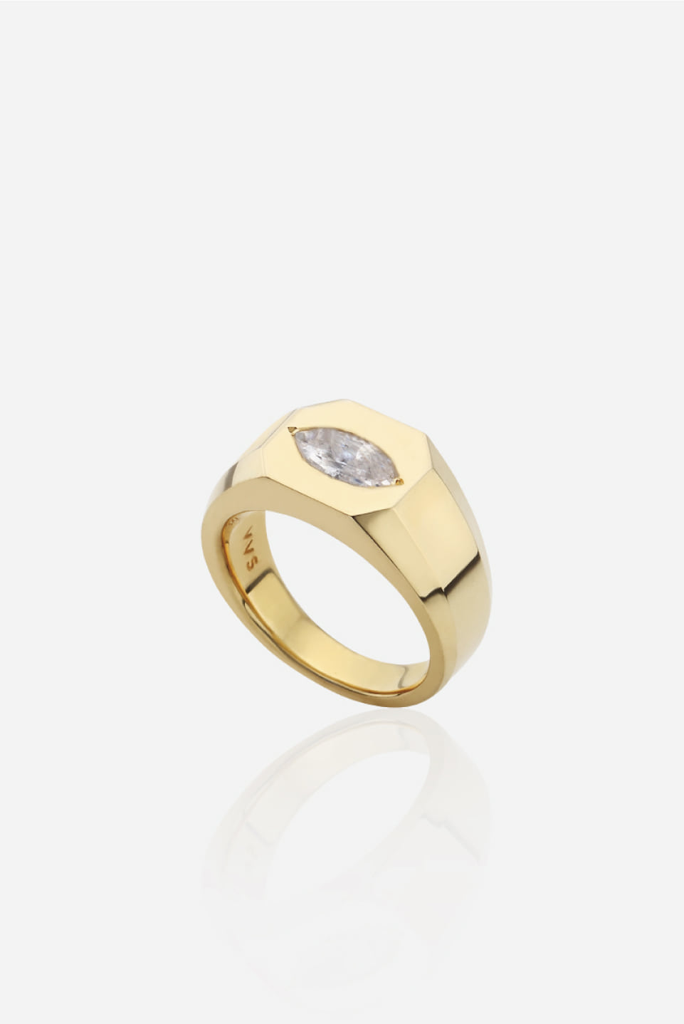 Stilla Signet Ring in Gold