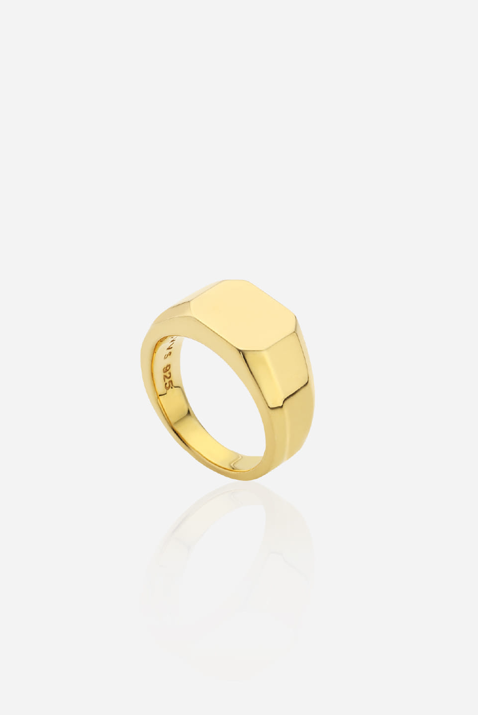 Ravenna Signet Ring in Gold